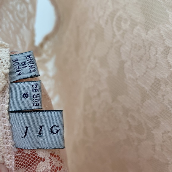 Jigsaw- women’s lace rose pink/cream coloured top - Picture 4 of 8